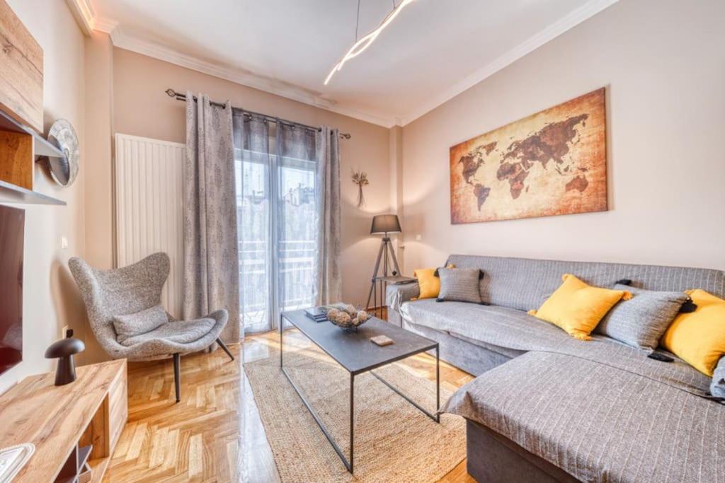Manolias Apartment