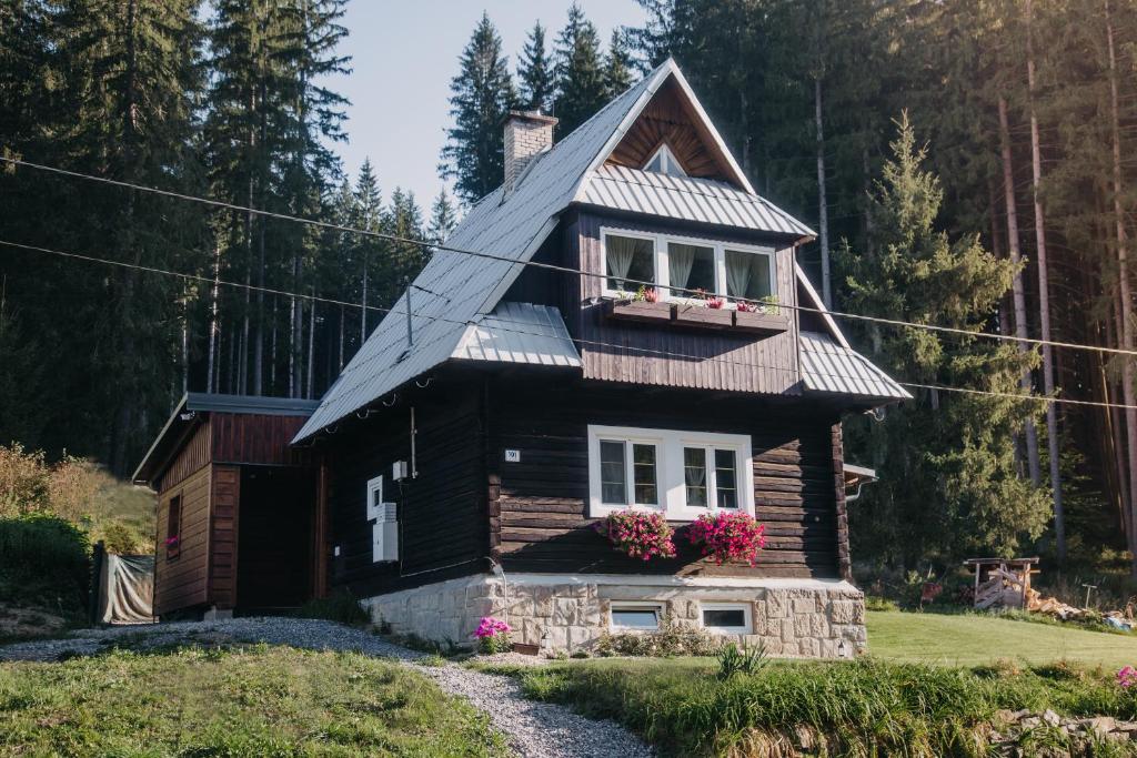 Budova, kde se vila nachází