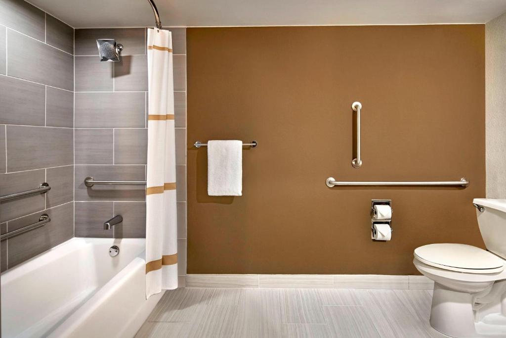 Koupelna v ubytování Marriott Phoenix Airport