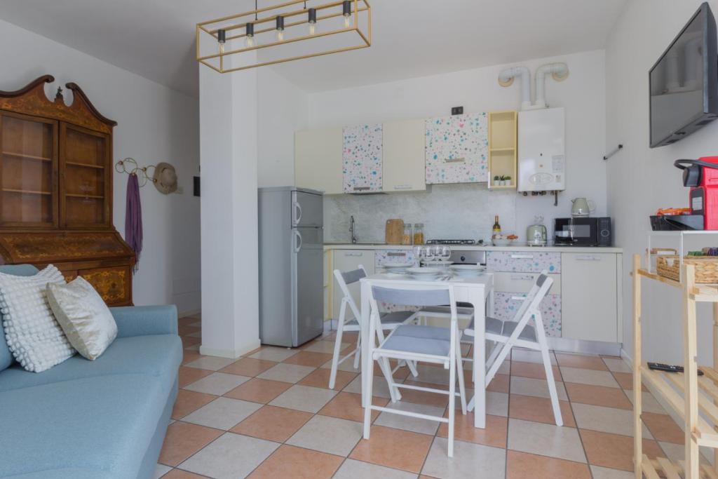 Kuchyň nebo kuchyňský kout v ubytování Crema, terrazza, a pochi passi dal centro città