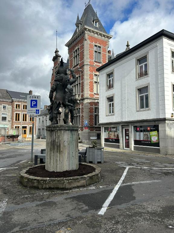Budova, kde se aparthotel nachází