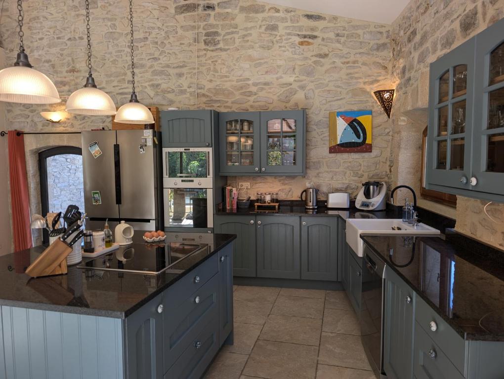 Kuchyň nebo kuchyňský kout v ubytování Townhouse 3 bedrooms