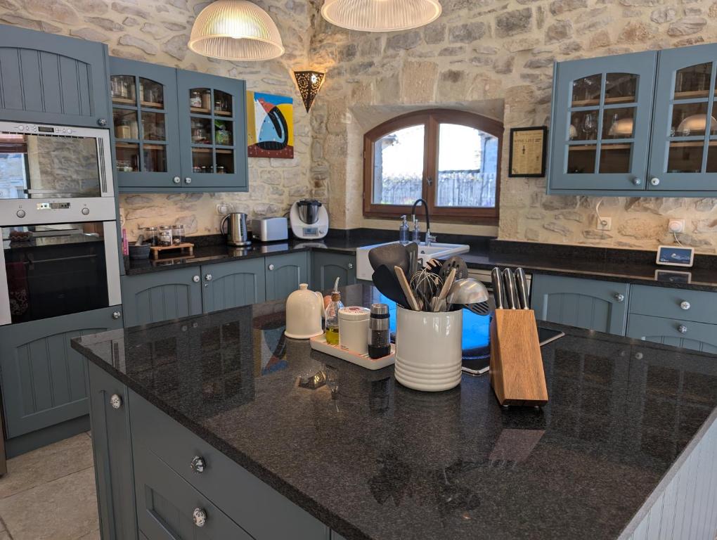 Kuchyň nebo kuchyňský kout v ubytování Townhouse 3 bedrooms