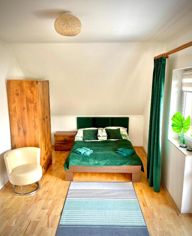 Polańczyk Dom, Apartamenty - Leśny Domek Polańczyk - Two-Bedroom Townhouse