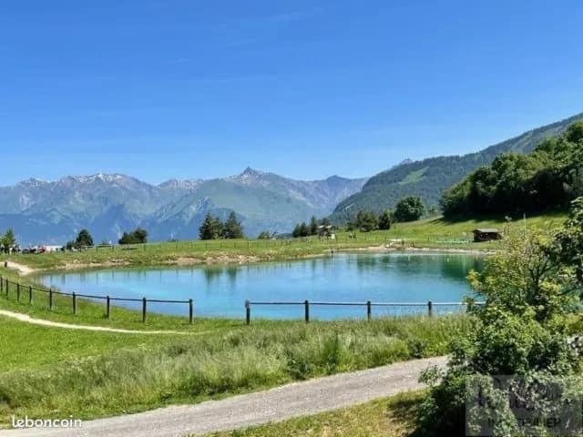 Photo de la galerie de l'établissement Aux Milnuits, à Albiez-Montrond