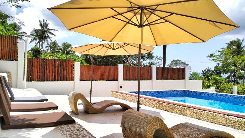 Bazén v ubytování Las Terrazas de Barili Private Resort nebo v jeho okolí