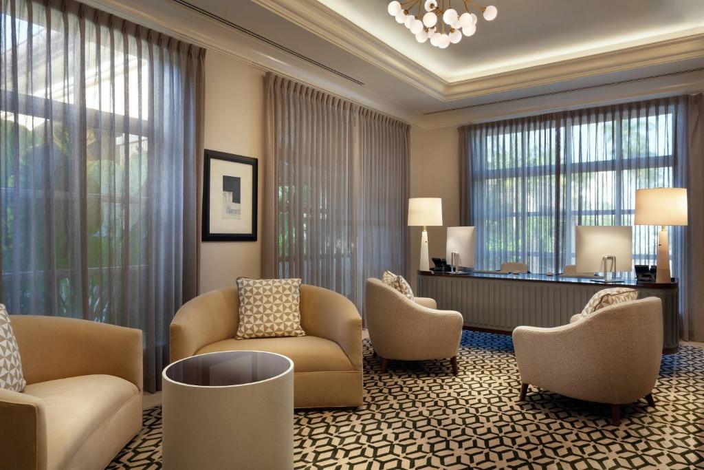Posezení v ubytování JW Marriott Miami Turnberry Resort & Spa