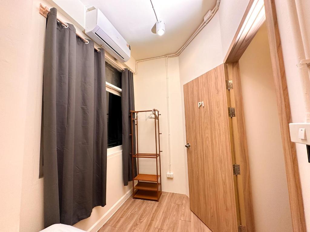 Bangkok Neighborhood Hostel - 2