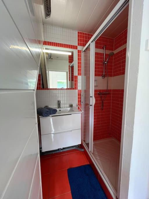 Kuchyň nebo kuchyňský kout v ubytování Le Maxaudant Duplex avec Balcon et Vue sur Mer