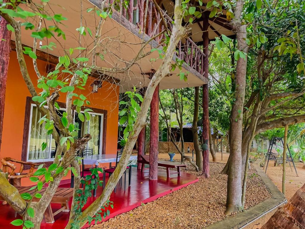 Zahrada ubytování V Cabanas & Yala Safari Place