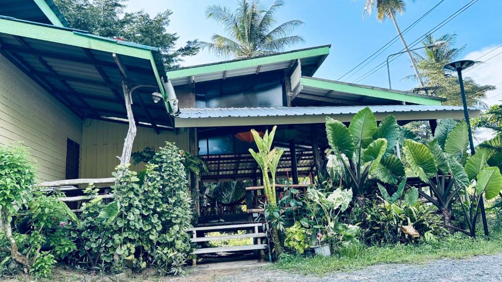 Zahrada ubytování Suan Maprao Ko Kut Resort