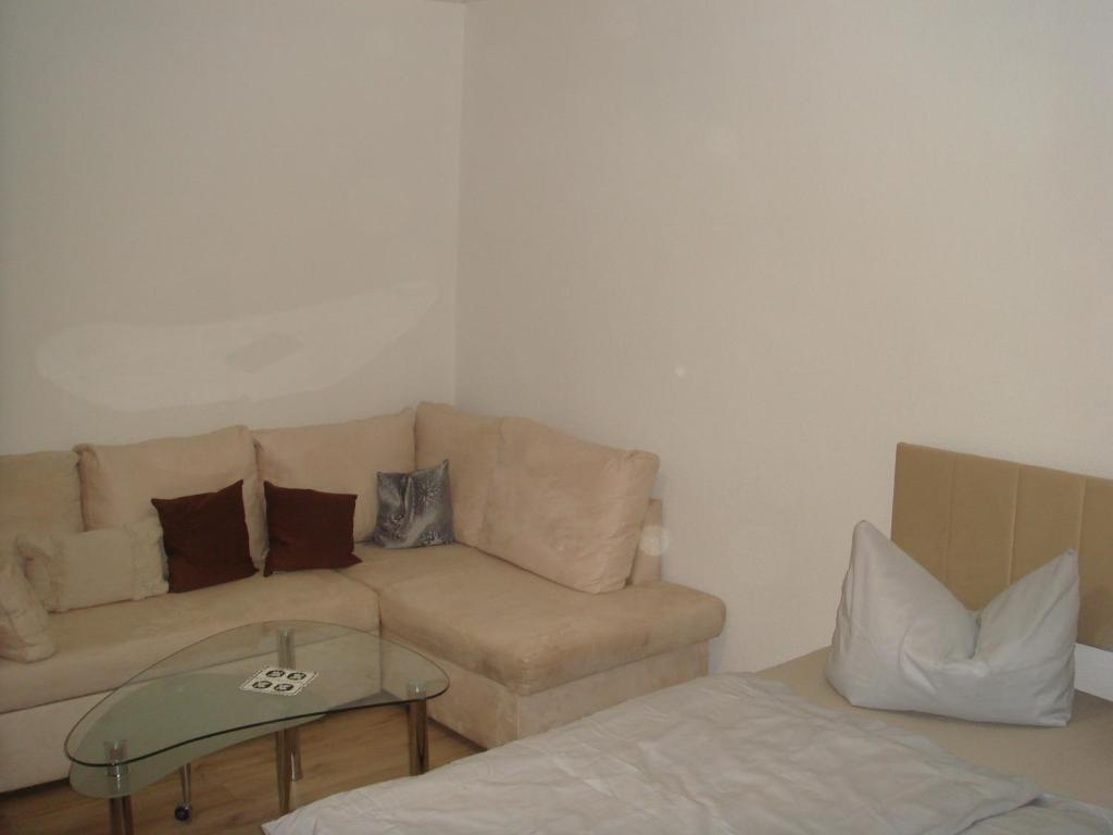 Pension Otto in Egeln - Three-Bedroom Apartment