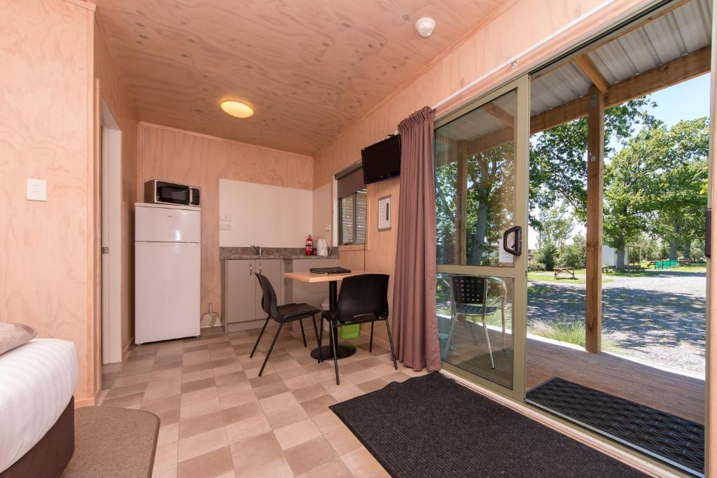 Martinborough TOP 10 Holiday Park - Resim 36