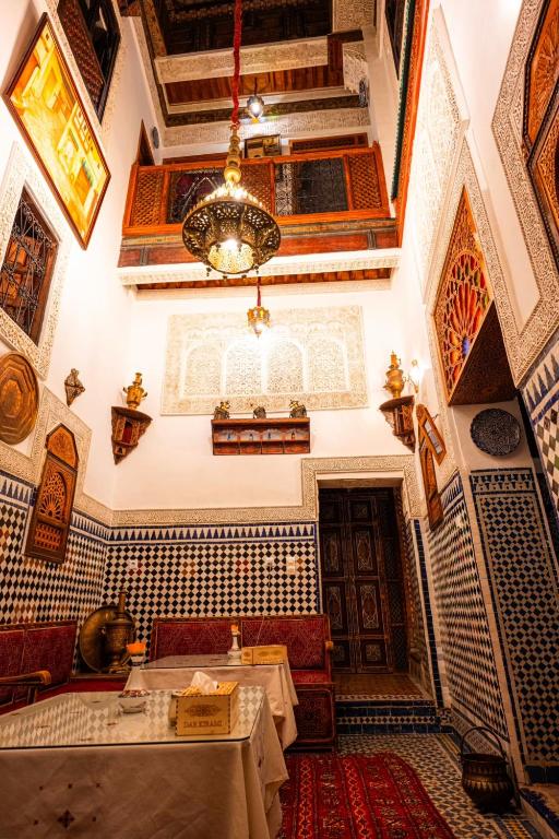 Χώρος καθιστικού στο Riad dar Kirami