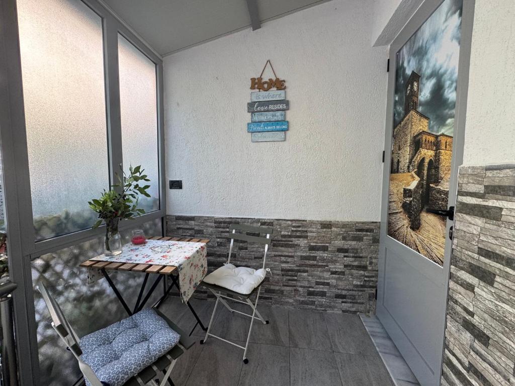 TV a/nebo společenská místnost v ubytování Double17 Apartaments