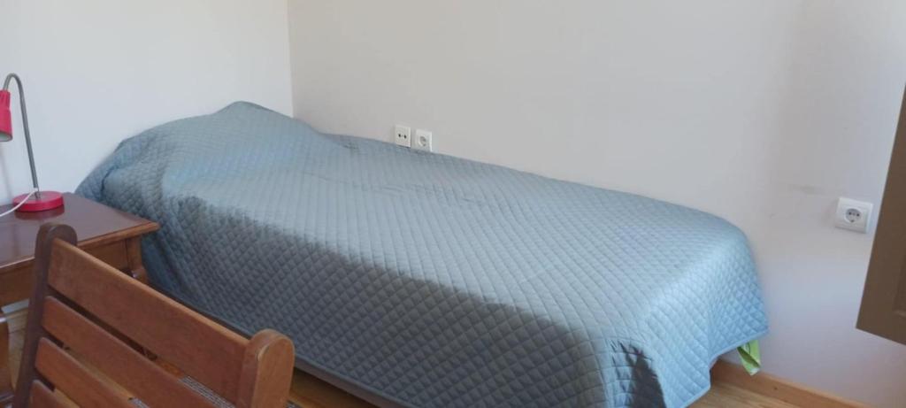 Postel nebo postele na pokoji v ubytování Vagia's Home