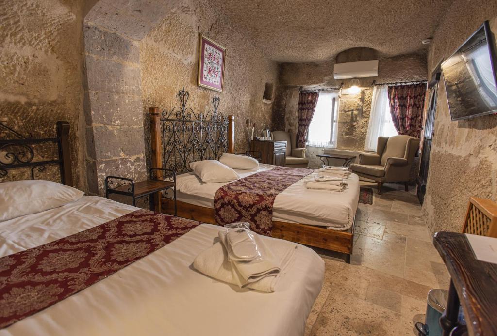 Century Cave Hotel - 17