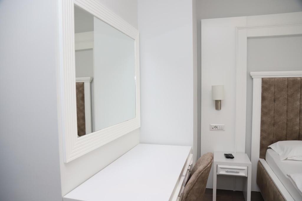 Koupelna v ubytování Sky Hotel