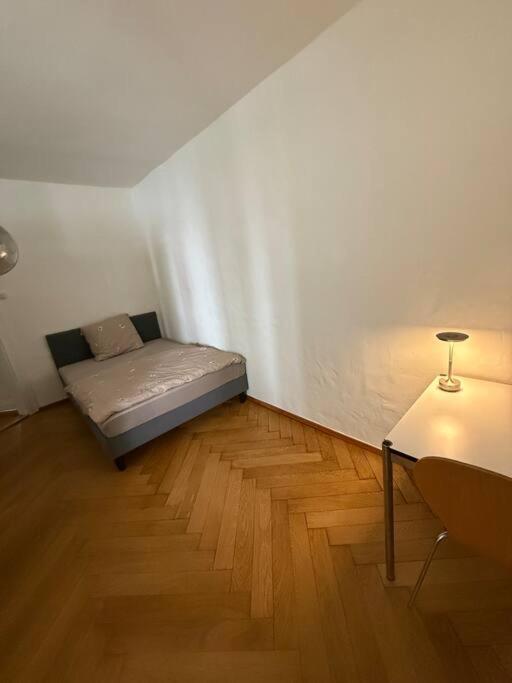 Artsy und Cosy nahe Norvatis Campus in Basel St Johann - Resim 14