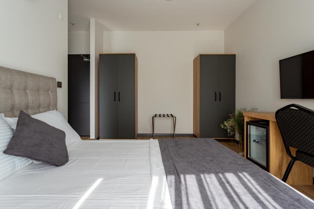 Atm Suit Otel - Double Room With Terrace