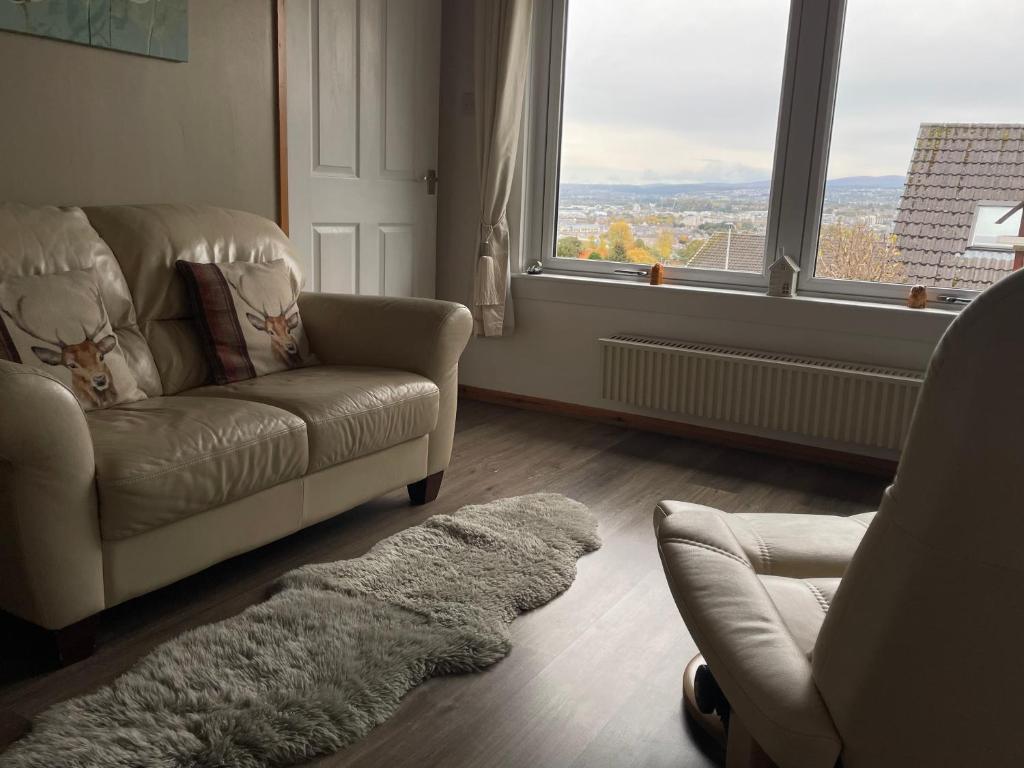 Χώρος καθιστικού στο Hillside View, Inverness