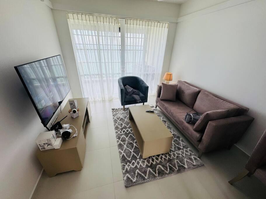 View of Best Luxury Studio Apartments for Rent in Chicago IL