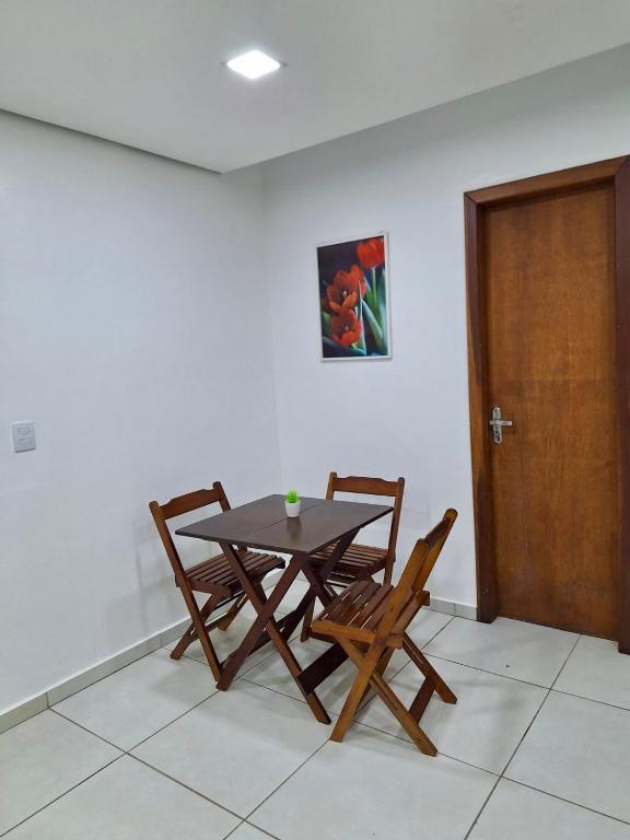 Fotografie z fotogalerie ubytování Kitnet 1 mobiliada no centro de Torres a 600m da Praia Grande v destinaci Torres