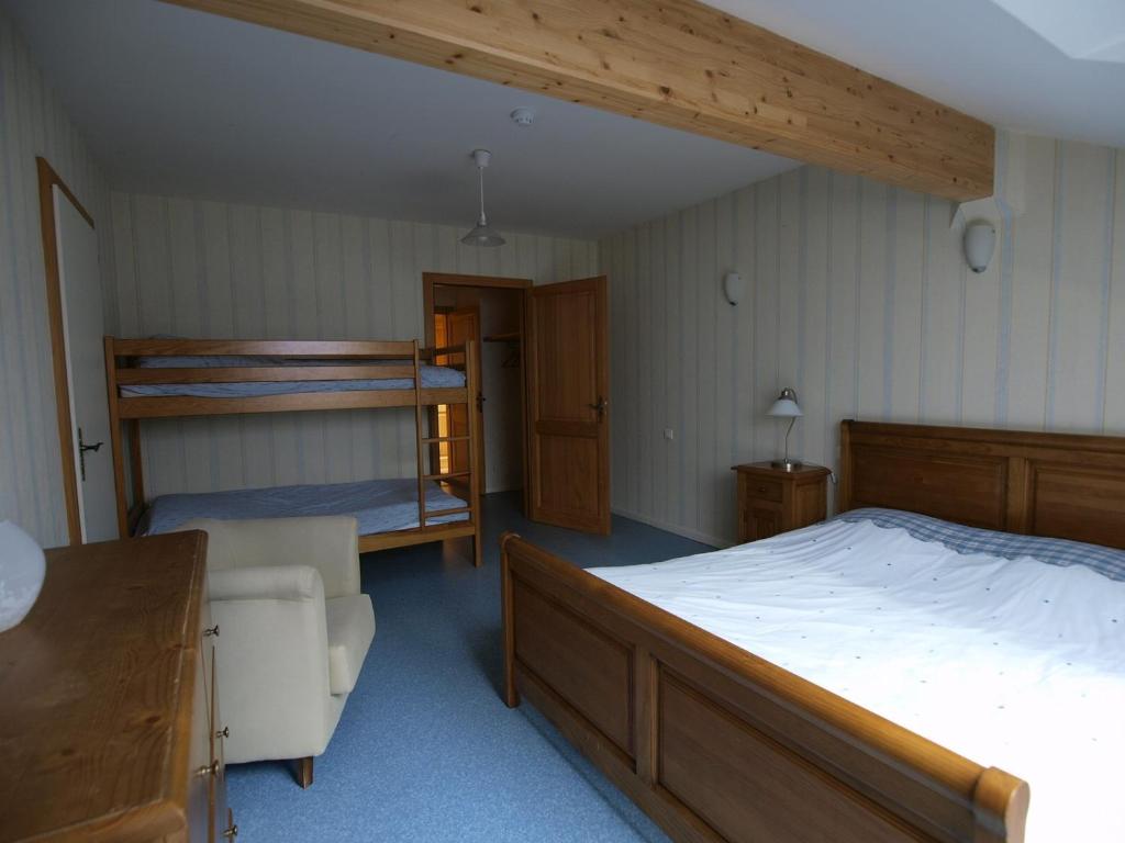 Auberge De La Charriole - Habitación Cuádruple
