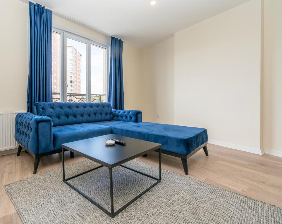 Guest Suites - Family Room