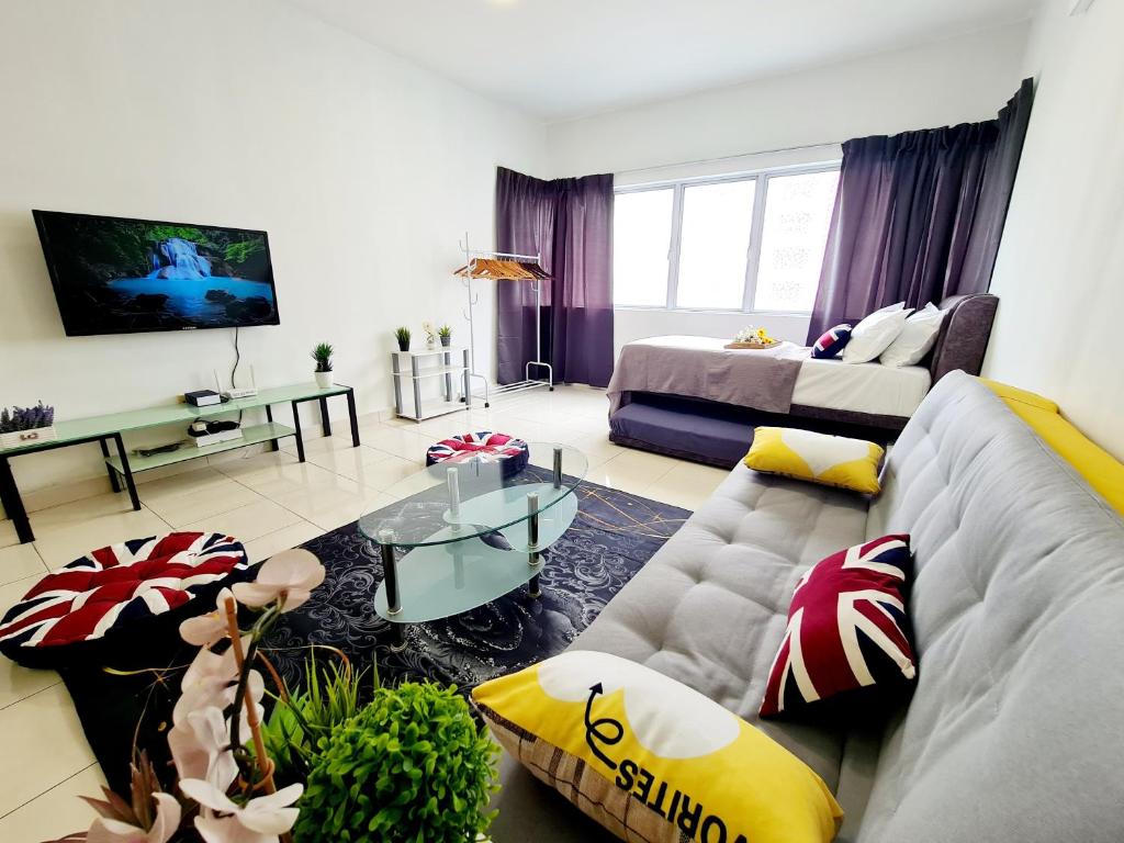 Koi 7 Guest 2 Room Puchong IOI Sunway Lagoon Pyramid Bkt Jalil Pavilion ...