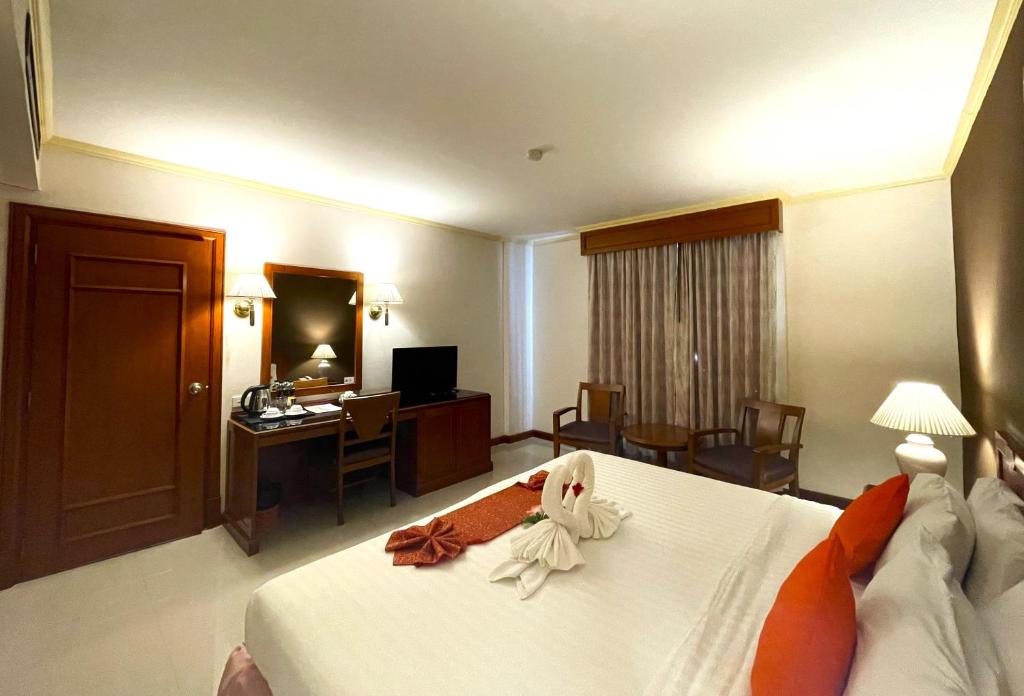 Songphanburi Hotel - 高级双人间