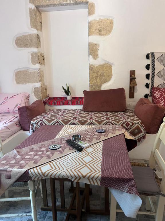 Posezení v ubytování Vryses Crete-Village Vibes