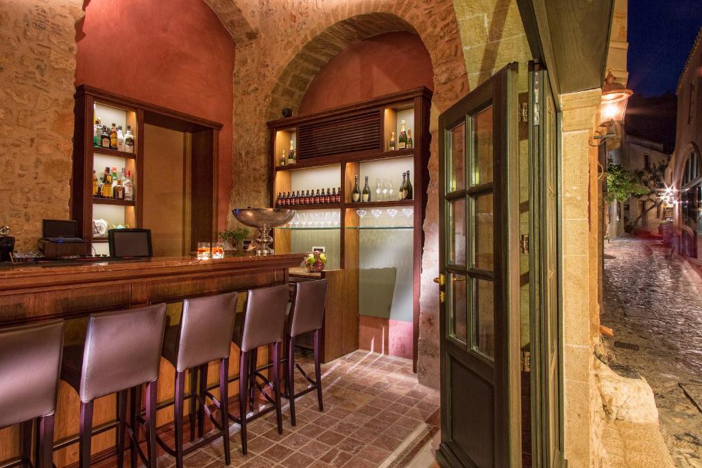 Fotografie z fotogalerie ubytování Moni Emvasis Luxury Suites v destinaci Monemvasia