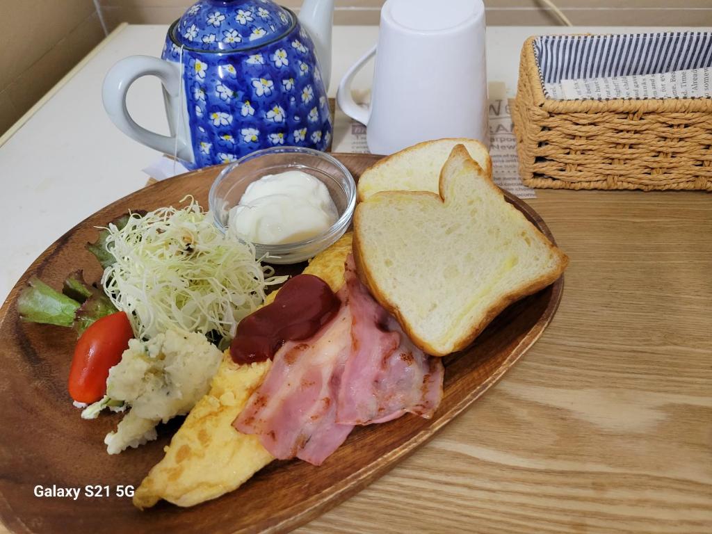 Jídlo v hotelu nebo okolí