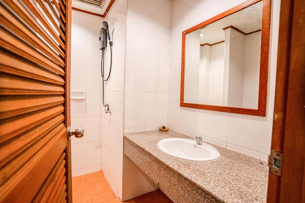 The BRC Ao-nang Hotel - Resim 11