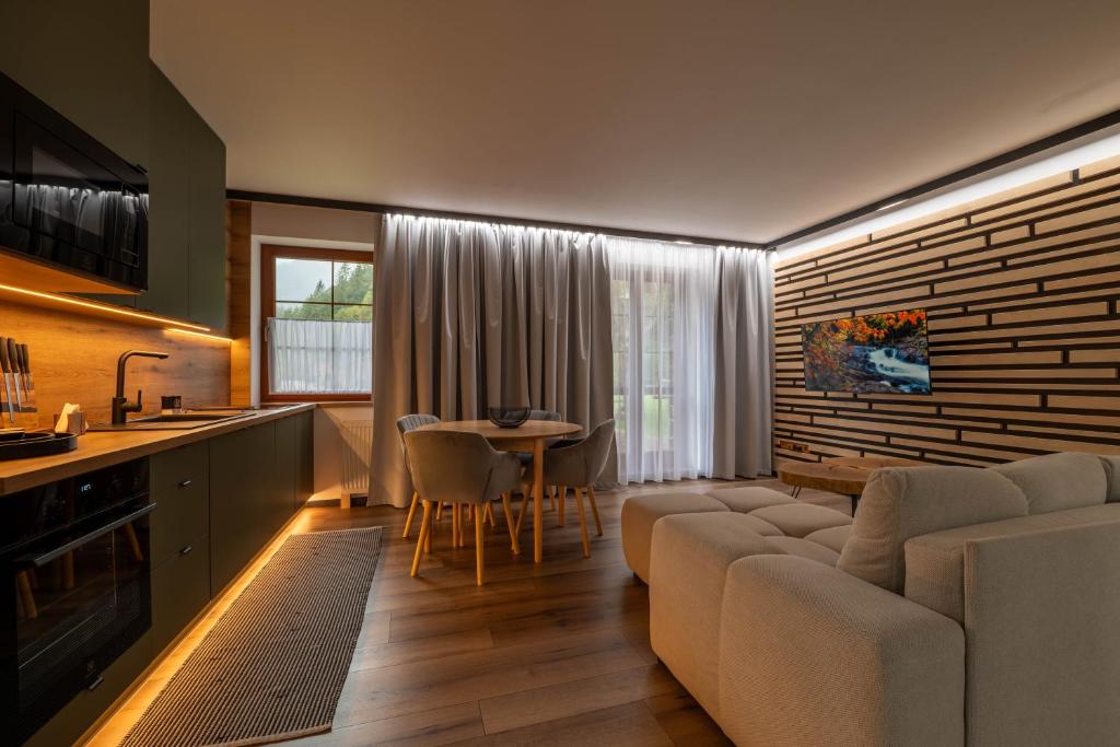 Jazierce - Two-Bedroom Apartment With Terrace