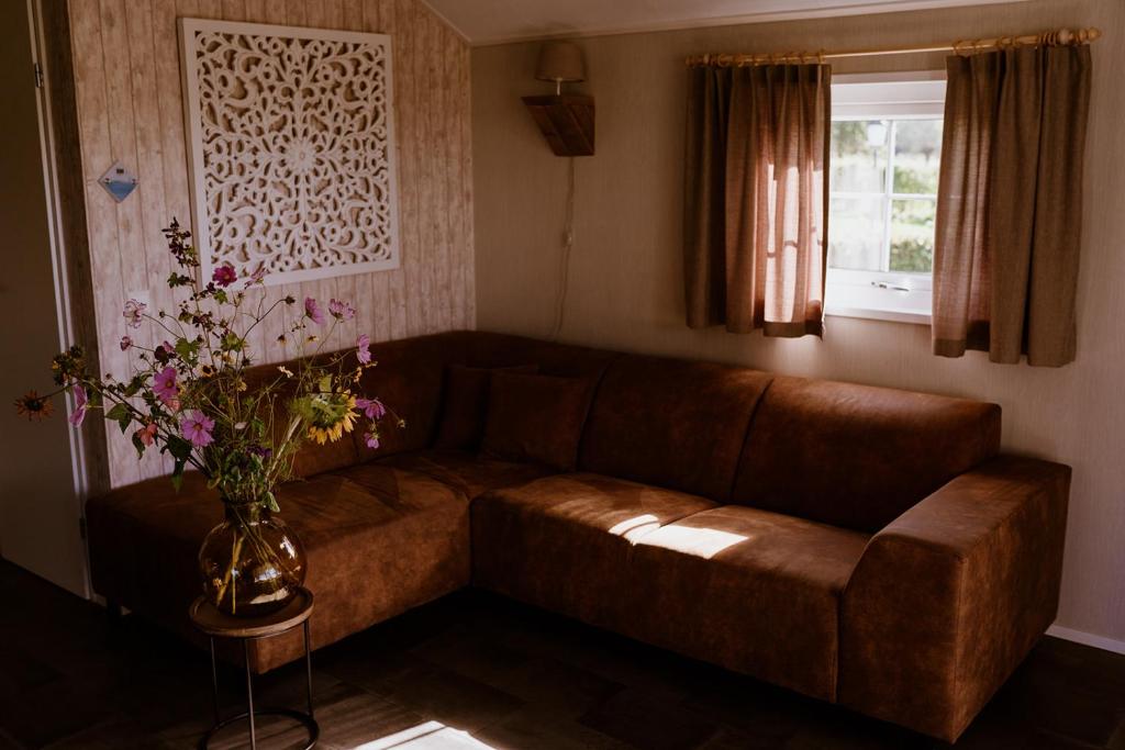 Posezení v ubytování Vakantiepark Eigen Wijze