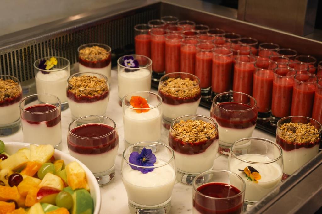 Grand Canal Hotel - Resim 17