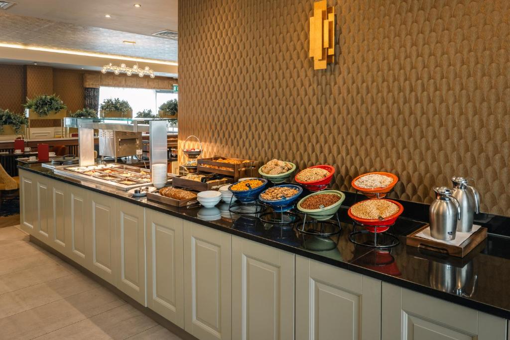 Grand Canal Hotel - Resim 19