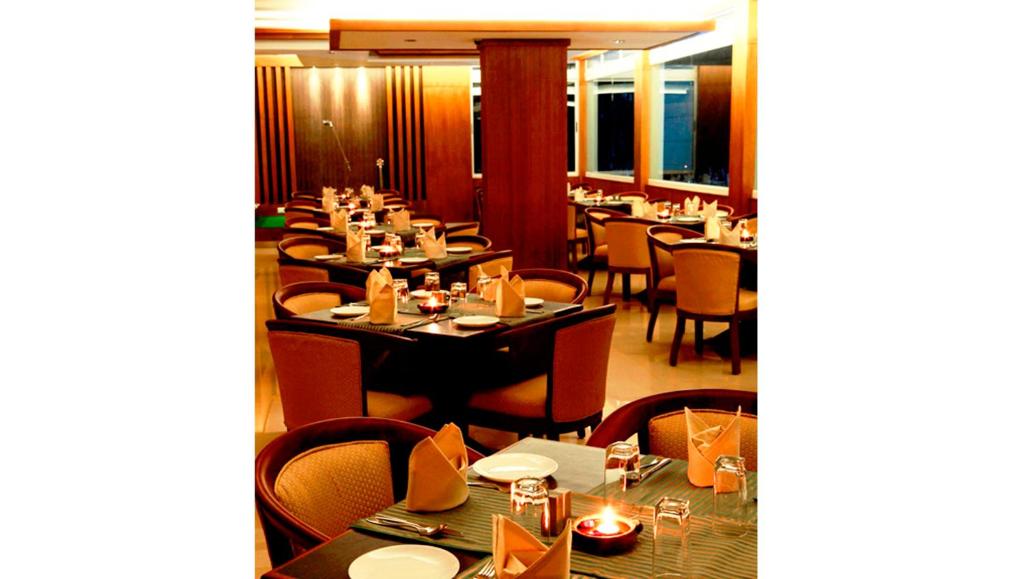 Restaurace v ubytování Clouds Valley Hotel