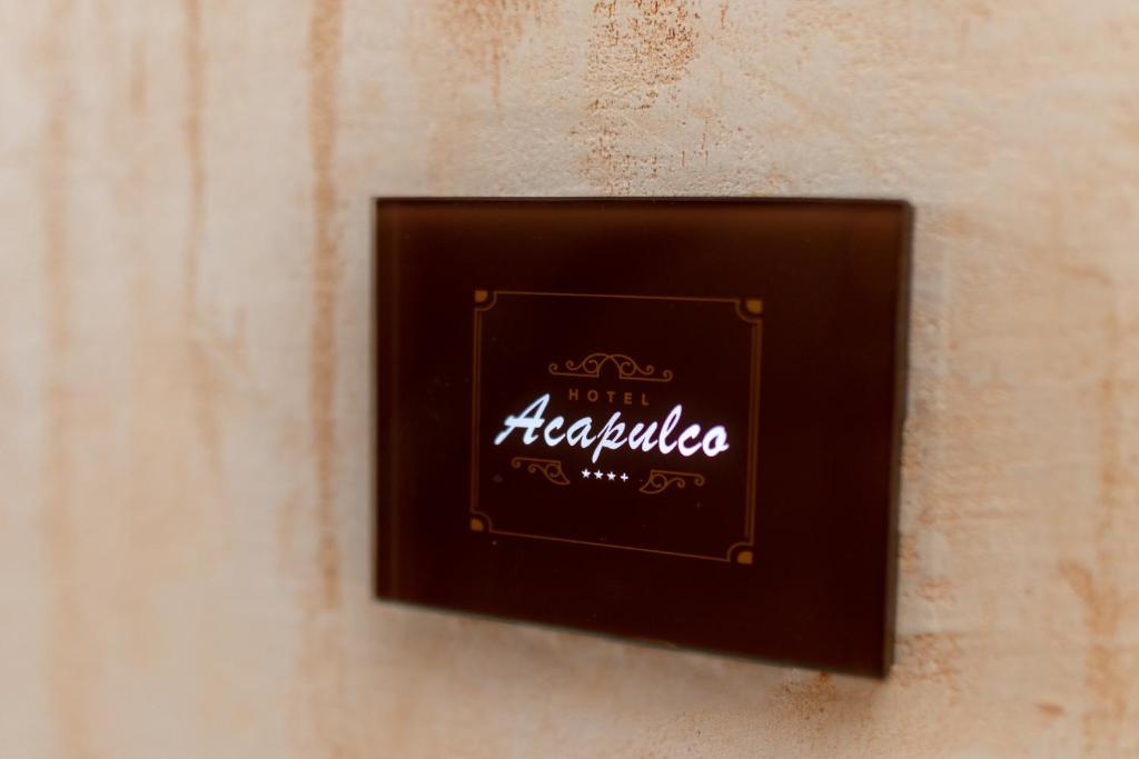 Certifikát, hodnocení, plakát nebo jiný dokument vystavený v ubytování Acapulco Hotel