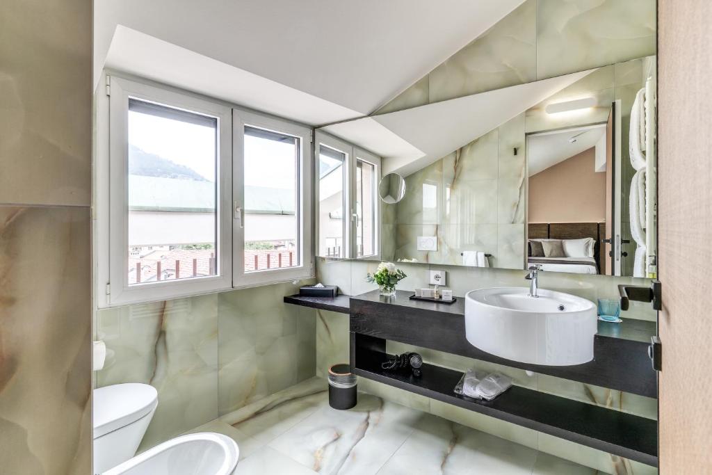 Koupelna v ubytování Plinius Lifestyle Hotel Lake Como