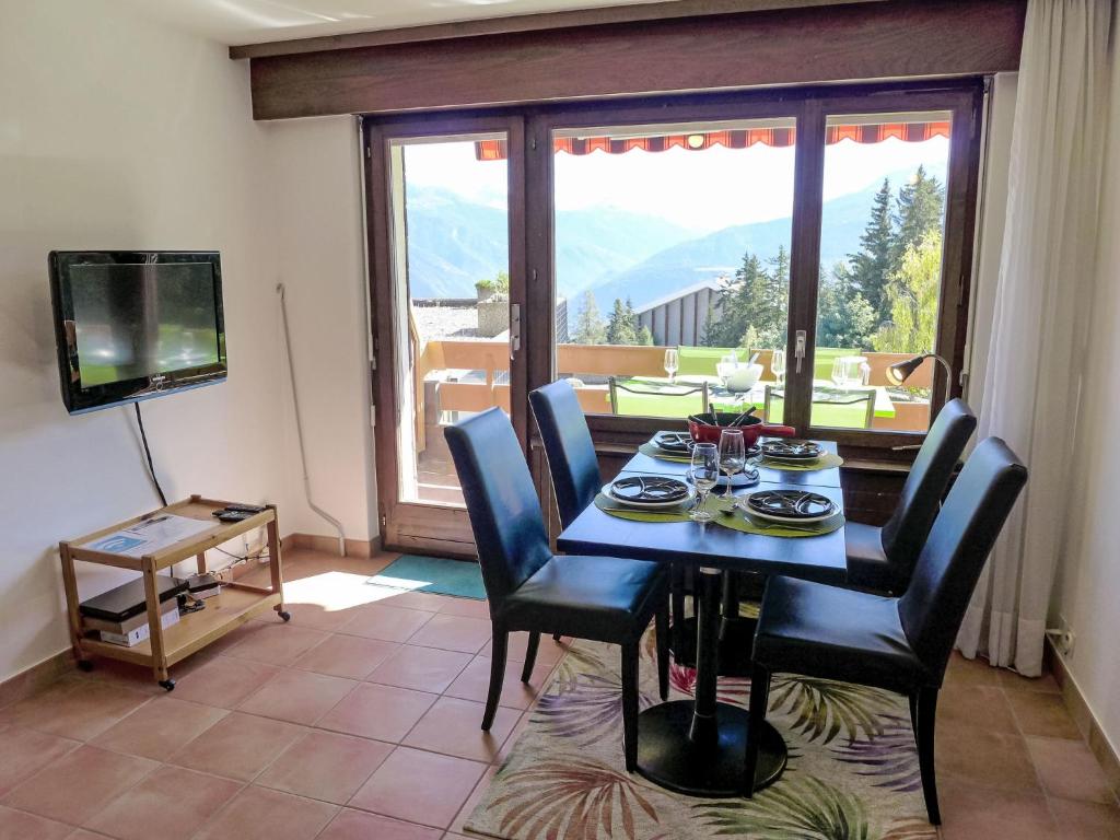 Apartment Terrasse des Alpes 2006 by Interhome