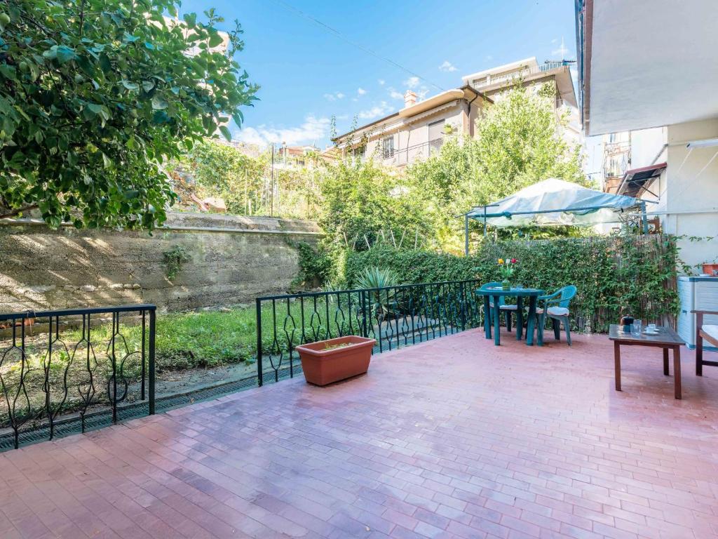 Μπαλκόνι ή βεράντα στο Apartment Arancia by Interhome