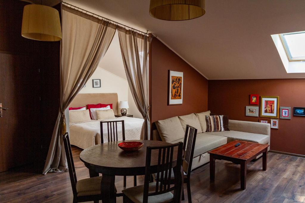 Posedenie v ubytovaní Lounge Apartments