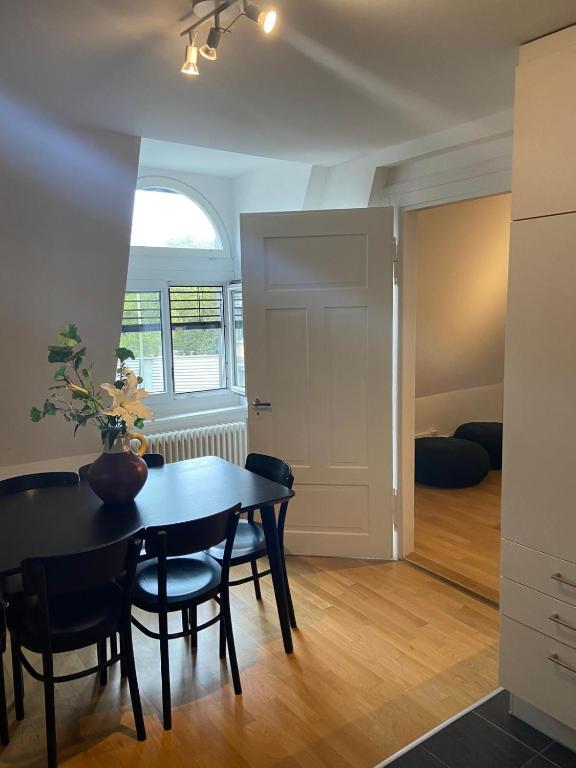 Apartments in Zelgstrasse-Zurich - Resim 13