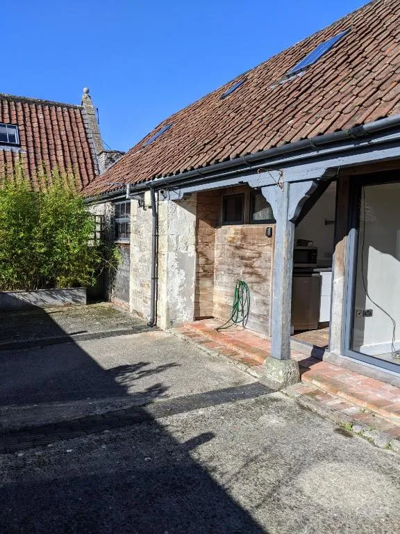 No1 The yard, Regilbury Court, Winford