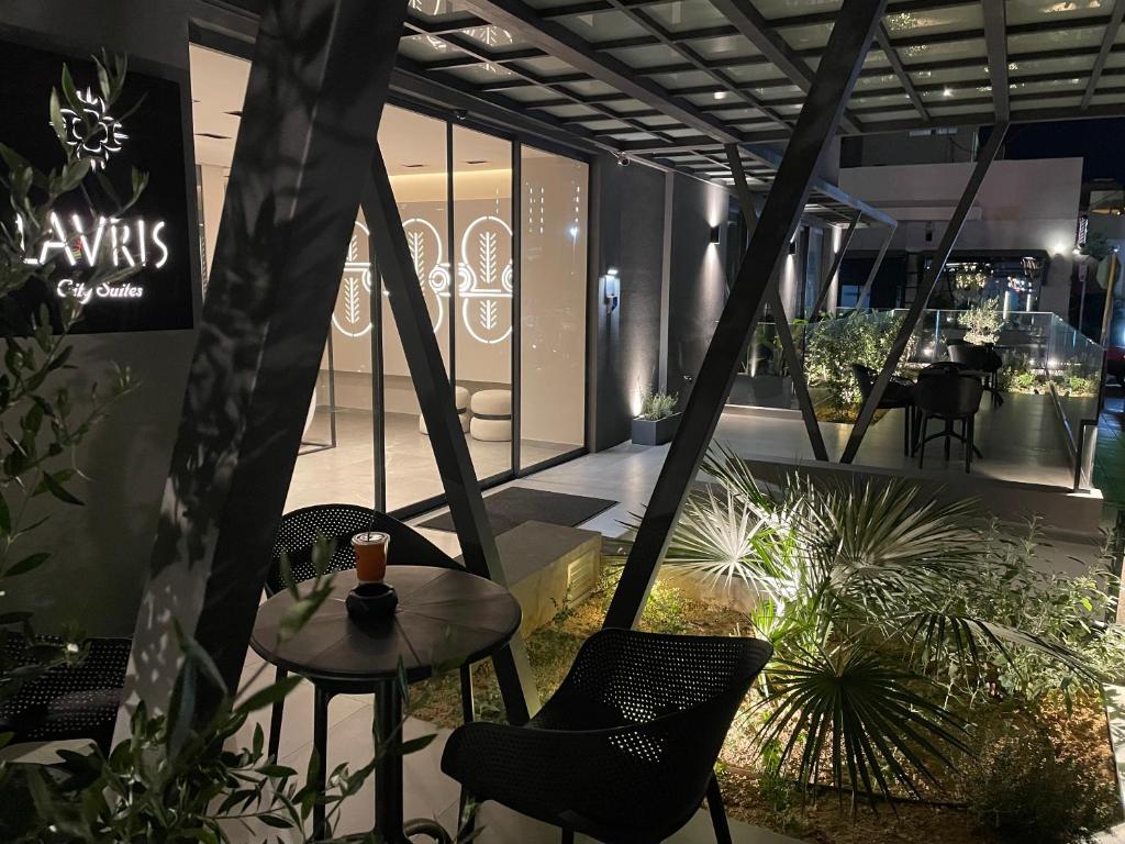 Lavris City Suites - Resim 6