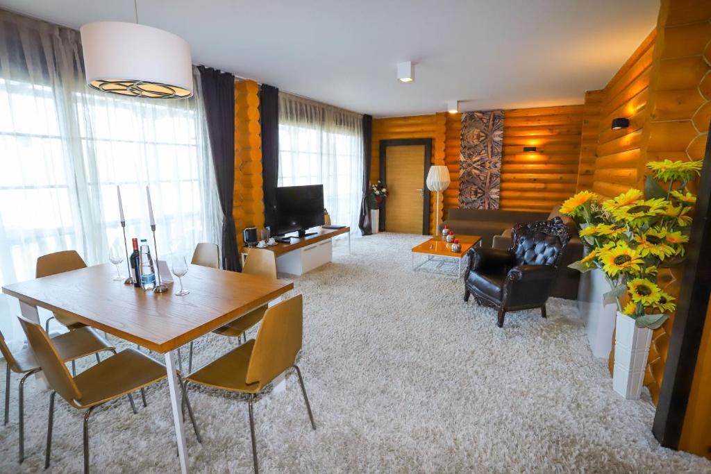 Et opholdsområde på Deluxe House Glavatarski Han