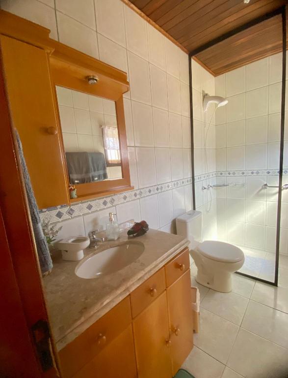 Koupelna v ubytování Suite 391 - Quarto privativo em casa